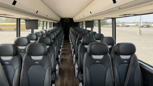 eau claire 28 passenger minibus rental